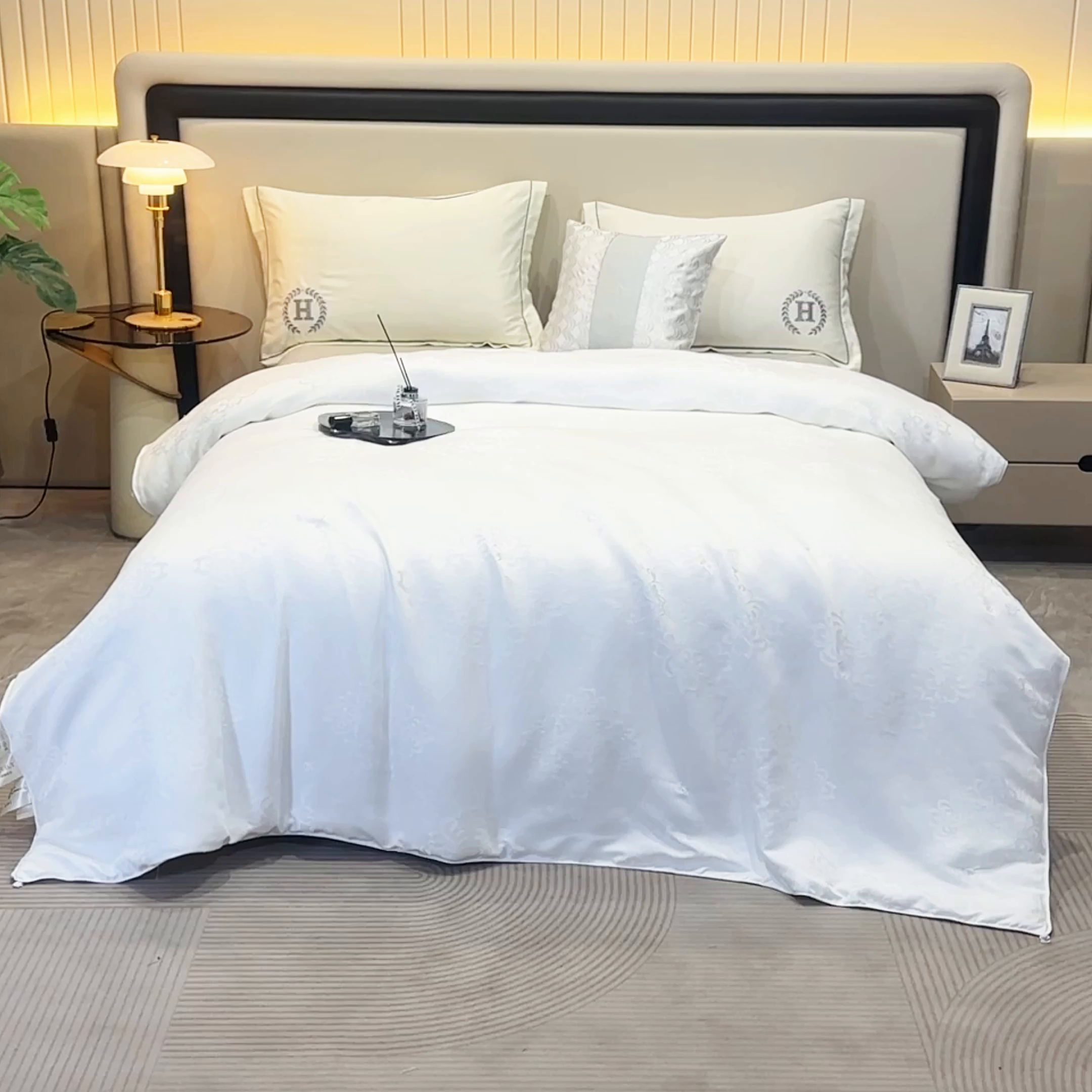 91家纺网 家纺一手货源 找家纺 （总）欧雅搁家纺 2025新款贡缎提花蚕丝被100%蚕丝被子被芯