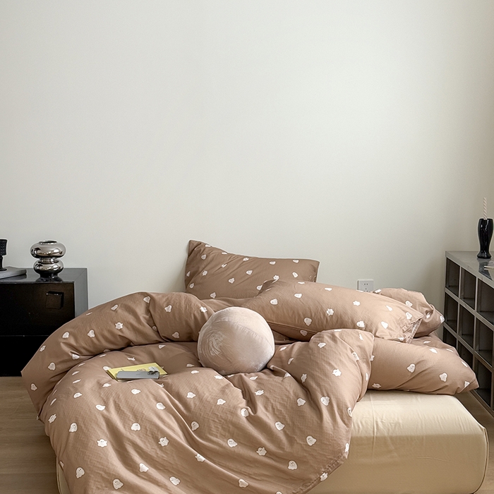 91家纺网 家纺一手货源 找家纺 窝米 2025新品简约时尚双层纱系列四件套 小幽灵咖