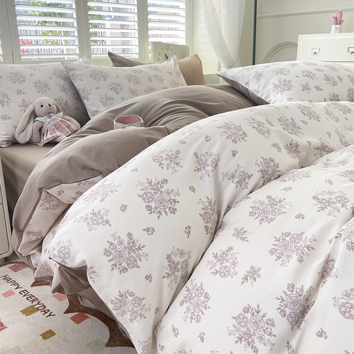 91家纺网 家纺一手货源 找家纺 宜家坊 2025热款全棉四件套学生床三件套单品床单床笠单被套印花小清新卡通碎花纯棉三四件套 合金欢