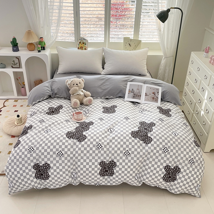 91家纺网 家纺一手货源 找家纺 宜家坊 2025热款全棉四件套学生床三件套单品床单床笠单被套印花小清新卡通碎花纯棉三四件套 巴比熊