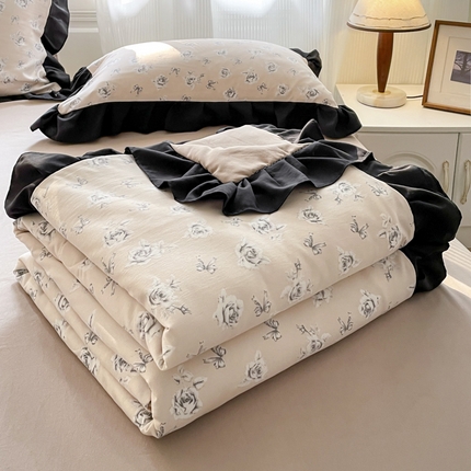 91家纺网 家纺一手货源 找家纺 （总）首尔家纺 2025新款赫本风针织双层纱夏被系列