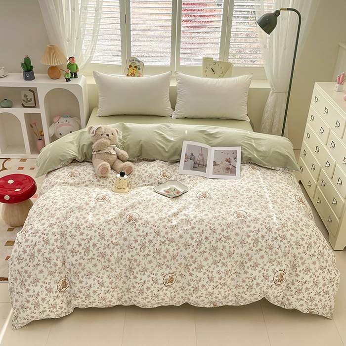 91家纺网 家纺一手货源 找家纺 宜家坊 2025热款全棉四件套学生床三件套单品床单床笠单被套印花小清新卡通碎花纯棉三四件套 碎花小熊