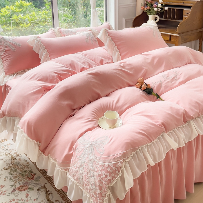 91家纺网 家纺一手货源 找家纺 睡美人 2025韩版全锦棉刺绣公主风蕾丝床裙款四件套-蝶恋花 蝶恋花-蜜桃粉