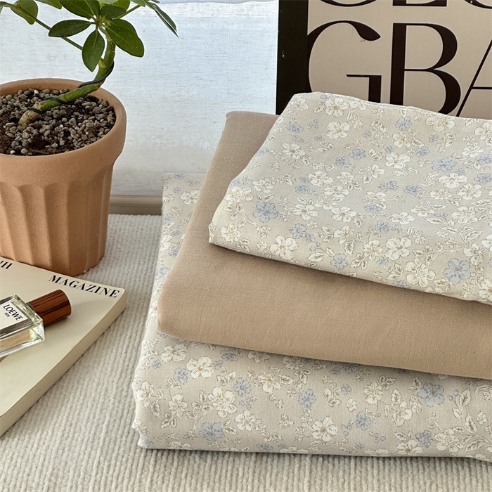 91家纺网 家纺一手货源 找家纺 亿梵家居 2025新款A类母婴级有氧全棉纯棉双层纱纯棉印花四件套-叠拍图 弗拉-黄