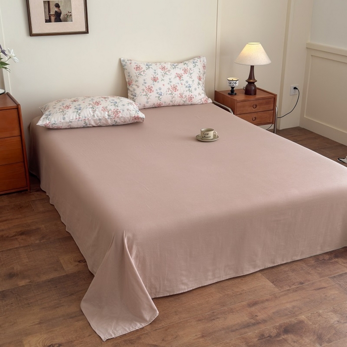 91家纺网 家纺一手货源 找家纺 亿梵家居 2025新款A类母婴级有氧全棉纯棉双层纱纯棉印花四件套-床拍图 芳若-米