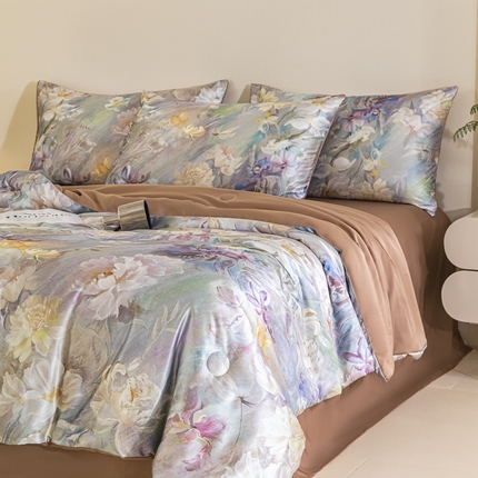 91家纺网 家纺一手货源 找家纺 （总）梦幻之城 2025新款水洗真丝数码印花简易款夏被四件套