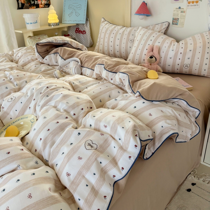 91家纺网 家纺一手货源 找家纺 潮邦创意家居 2025新款云柔棉立体嵌绳款小清新四件套 浅调爱纹