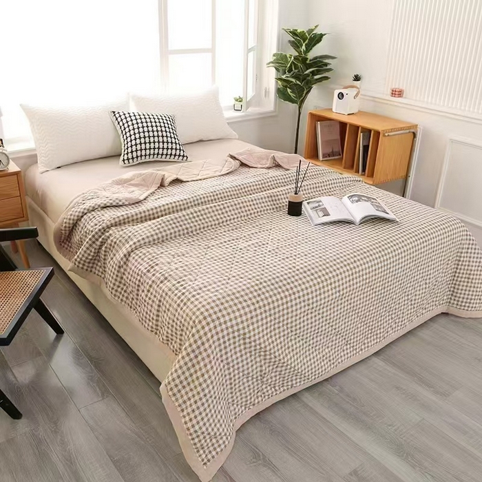 91家纺网 家纺一手货源 找家纺 被多多被业  2025新款印花水洗棉夏被 咖小格