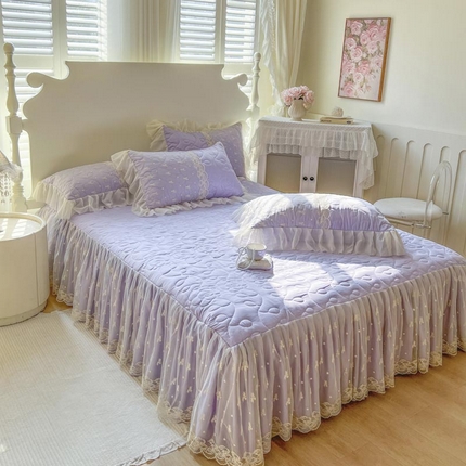 91家纺网 家纺一手货源 找家纺 （总）2025新款韩式蕾丝丝光棉夹棉床裙-蜜芙