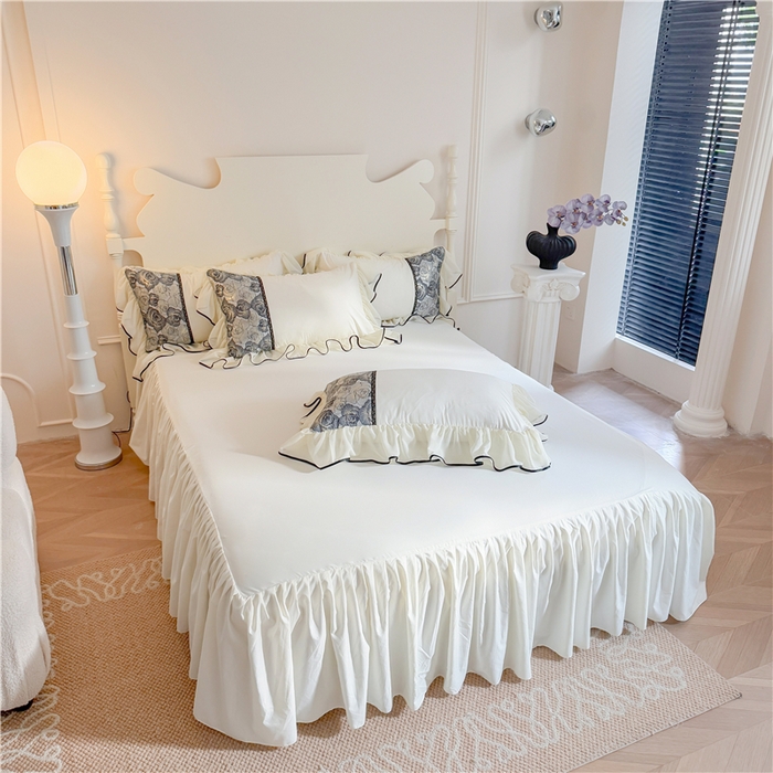 91家纺网 家纺一手货源 找家纺 富盛 2025新款水洗亲肤棉浮雕提花公主风四件套 月光恋人-白+黑