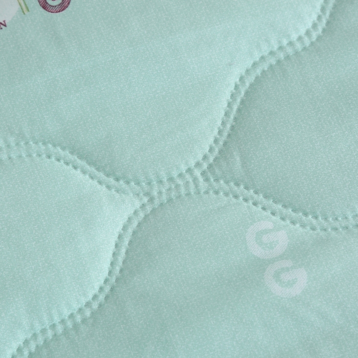 91家纺网 家纺一手货源 找家纺 被多多被业  2025新款清新印花亲肤绒超声波工艺夏凉被 百合花开