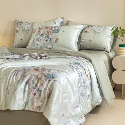 91家纺网 家纺一手货源 找家纺 （总）梦幻之城 2025新款水洗真丝数码印花简易款夏被四件套