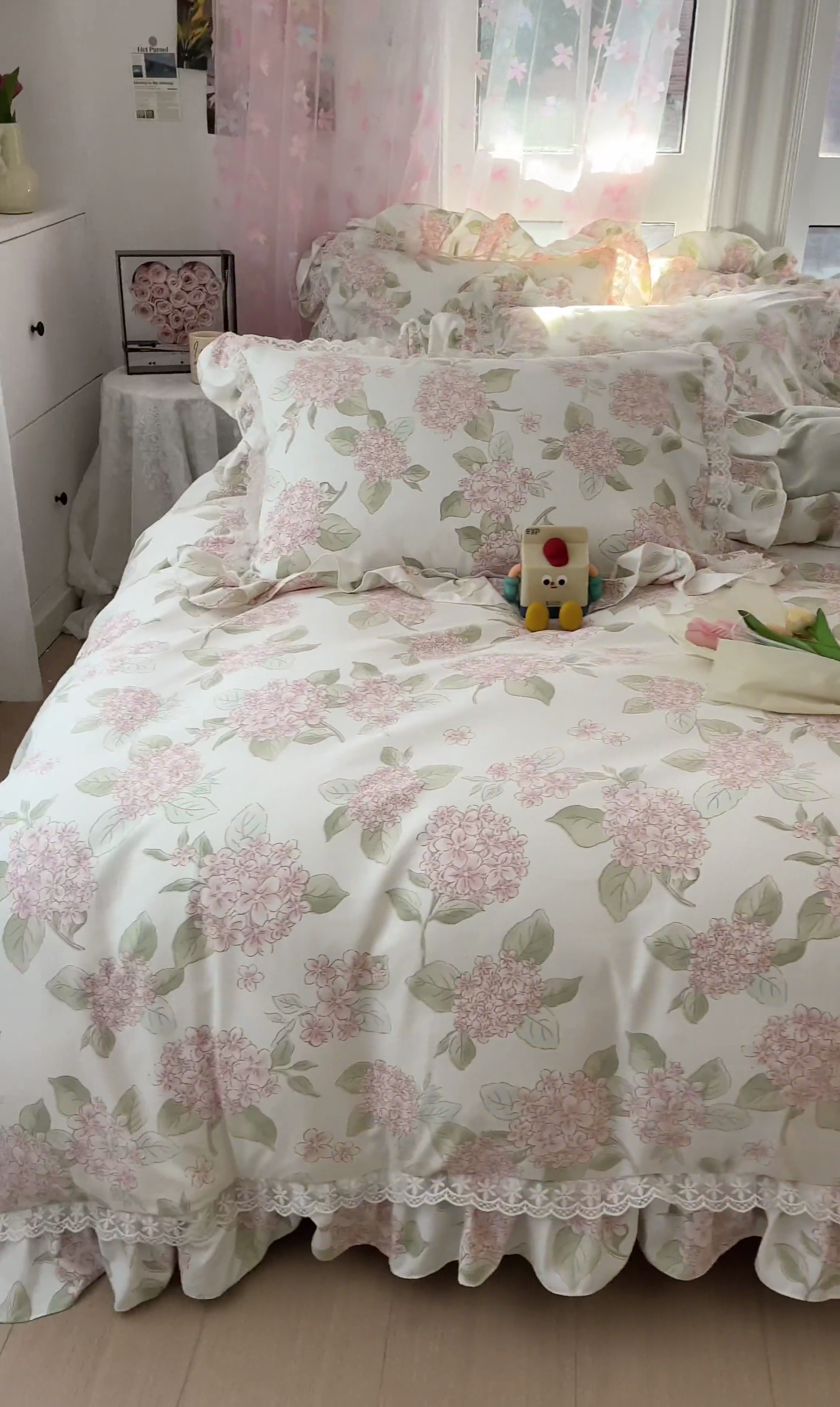 91家纺网 家纺一手货源 找家纺 喜梦缘家纺 2025公主风云柔棉工艺款四件套 粉樱轻舞