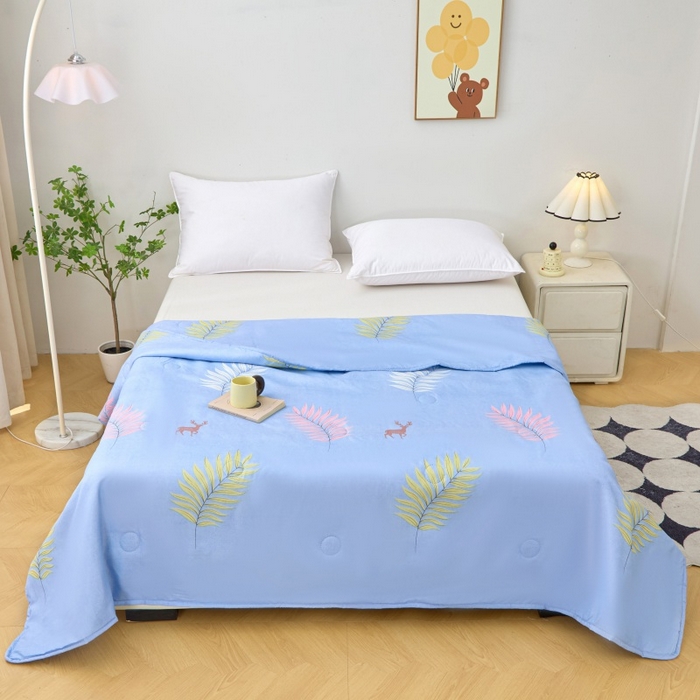 91家纺网 家纺一手货源 找家纺 2025新款亲肤绒礼品夏被窄边 心悦蓝