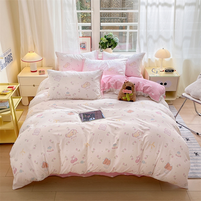 91家纺网 家纺一手货源 找家纺 盛秋家纺 2025新款卡通单被套 花满天+粉爱心