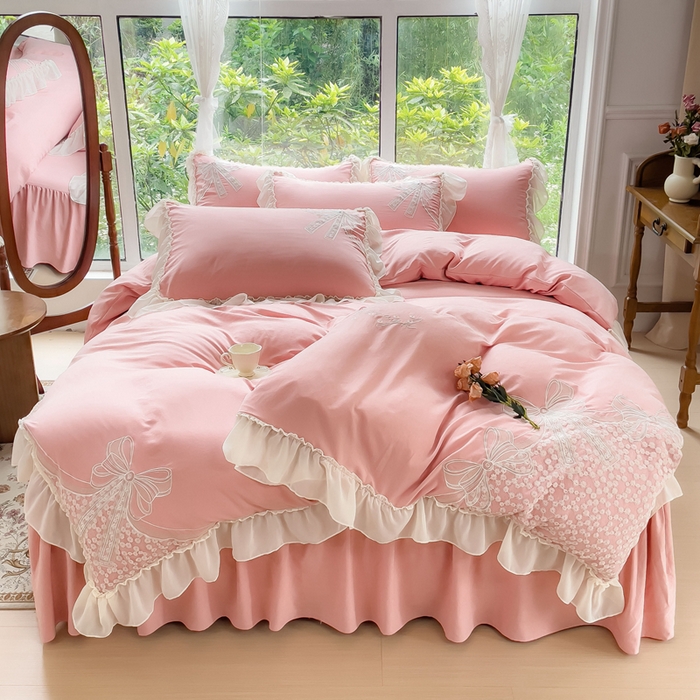 91家纺网 家纺一手货源 找家纺 睡美人 2025韩版全锦棉刺绣公主风蕾丝床裙款四件套-蝶恋花 蝶恋花-蜜桃粉