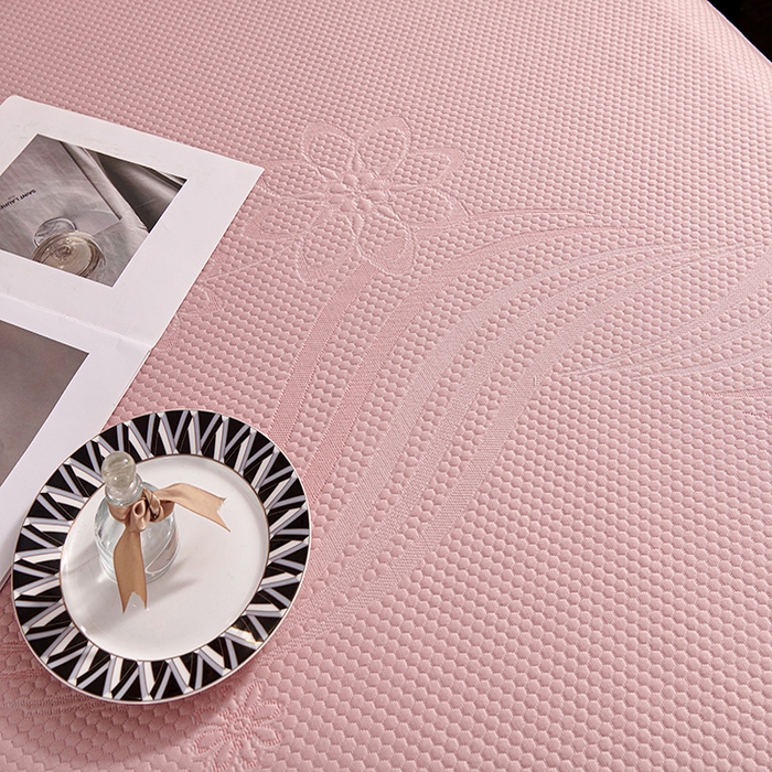 91家纺网 家纺一手货源 找家纺 青雅席业 2025新款7A抗菌母婴级纯乙纶PE刺绣凉感丝豆豆席 床裙款 浪花-粉