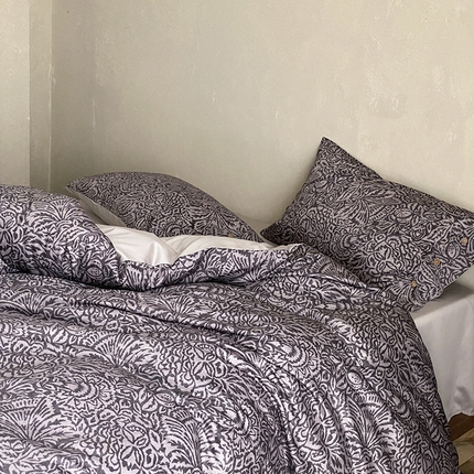 91家纺网 家纺一手货源 找家纺 （总）涞澳家纺 2025新款全棉贡缎数码印花纽扣款四件套