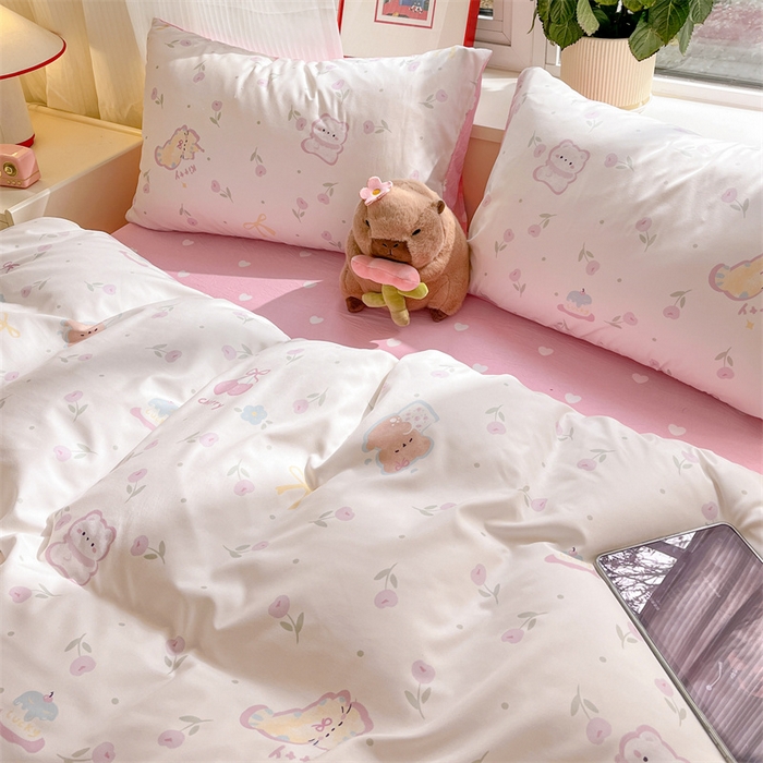 91家纺网 家纺一手货源 找家纺 盛秋家纺 2025新款卡通单被套 花满天+粉爱心