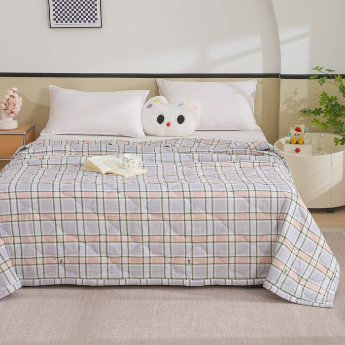 91家纺网 家纺一手货源 找家纺 被多多被业  2025新款清新印花亲肤绒超声波工艺夏凉被 几何