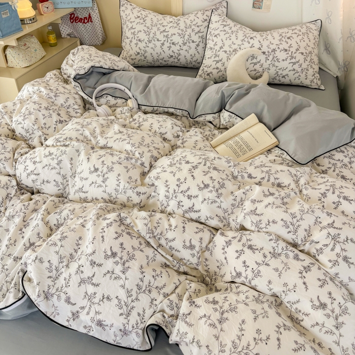 91家纺网 家纺一手货源 找家纺 潮邦创意家居 2025新款云柔棉立体嵌绳款小清新四件套 墨韵蔓花