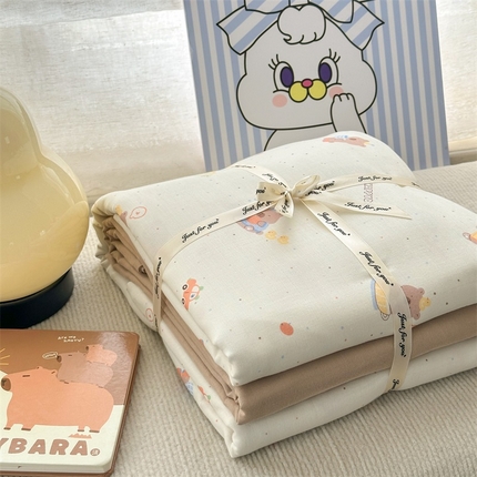 91家纺网 家纺一手货源 找家纺 （总）亿梵家居 2025新款A类母婴级有氧全棉纯棉双层纱纯棉印花四件套-叠拍图