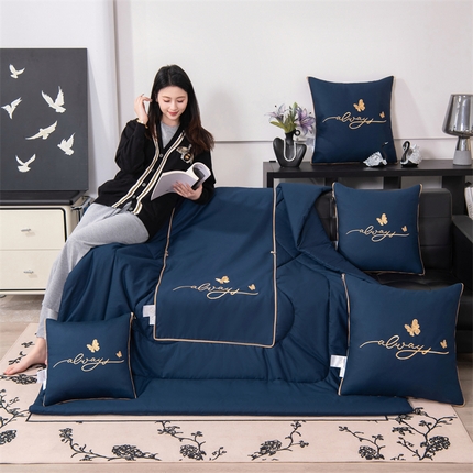 91家纺网 家纺一手货源 找家纺 （总）照世家纺 2025新款柔软透气全棉抱枕被-蝶影（控价不低于40*40的69，45*45的89，50*50的109，55*55的139，60*60的189）