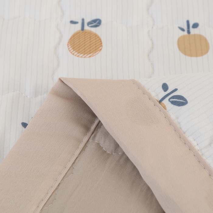 91家纺网 家纺一手货源 找家纺 被多多被业  2025新款小清新印花小竺棉多针绗绣夏凉被 樱桃咖色