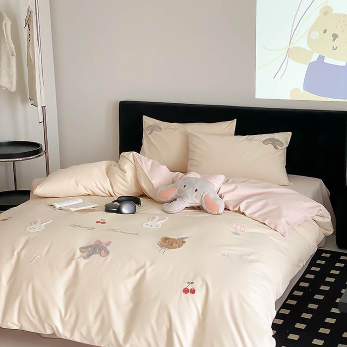 91家纺网 家纺一手货源 找家纺 鹿班家居 2025新品四季款100S长绒棉四件套-欢乐象【标准会员-20元】 欢乐象-奶昔白