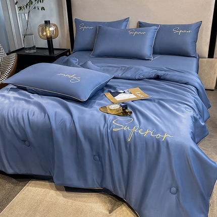 吾诺 2025 字母刺绣水洗天丝夏被四件套水洗真丝夏凉被空调被绣花夏被 字母蓝紫