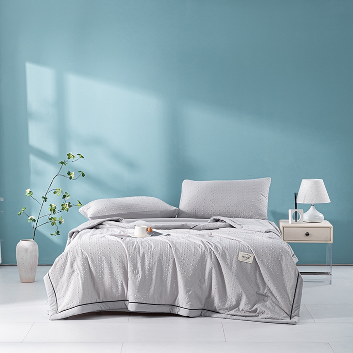 91家纺网 家纺一手货源 找家纺 吾诺 2025 凉豆豆针织棉双层纱夏被四件套水洗棉夏凉被空调被 豆豆灰