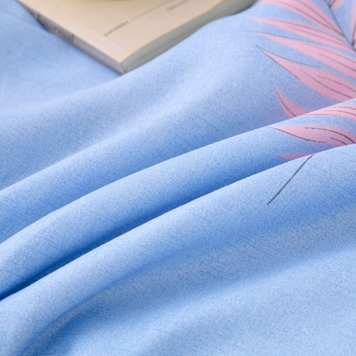 91家纺网 家纺一手货源 找家纺 2025新款亲肤绒礼品夏被窄边 心悦蓝