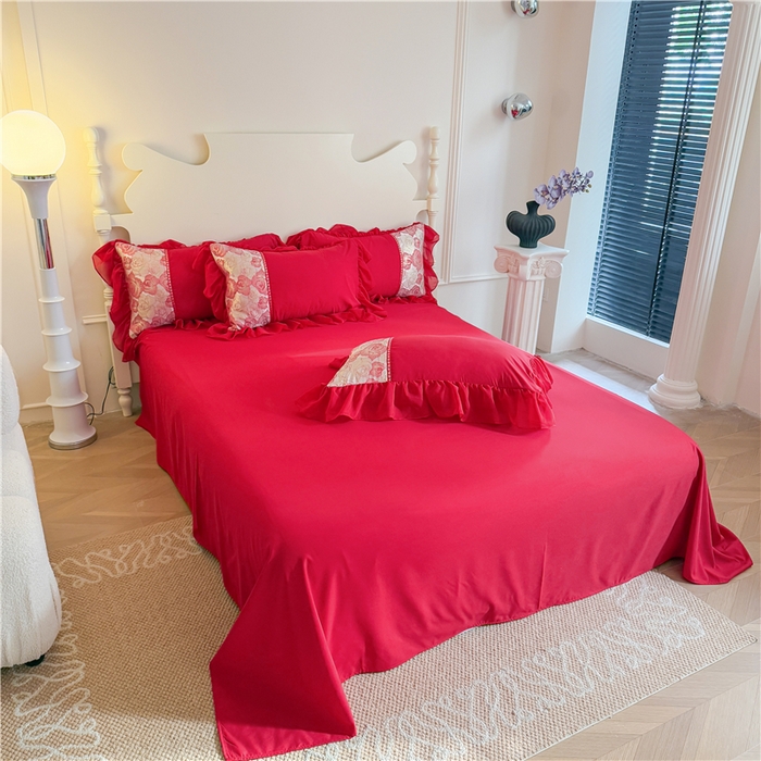 91家纺网 家纺一手货源 找家纺 富盛 2025新款水洗亲肤棉浮雕提花公主风四件套 月光恋人-大红