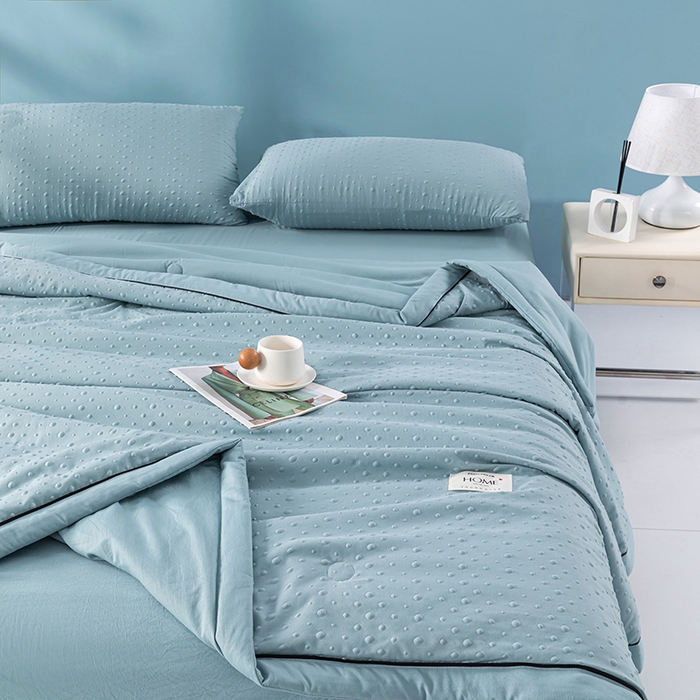 91家纺网 家纺一手货源 找家纺 吾诺 2025 凉豆豆针织棉双层纱夏被四件套水洗棉夏凉被空调被 豆豆蓝