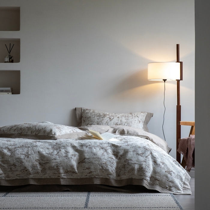 91家纺网 家纺一手货源 找家纺 璞素2025新款全棉色织三层纱四件套-松隐 松隐咖