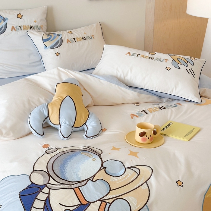 91家纺网 家纺一手货源 找家纺 西西家居 2025新款100支全棉四件套 月球之旅