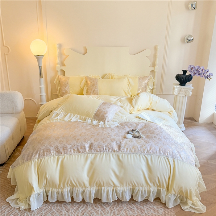 91家纺网 家纺一手货源 找家纺 富盛 2025新款水洗亲肤棉浮雕提花公主风四件套 月光恋人-黄