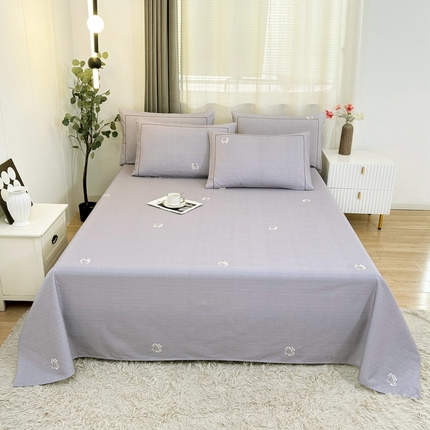 91家纺网 家纺一手货源 找家纺 伊而梦蚊帐 2025新款A类老粗布抗菌床单 玫瑰线-灰