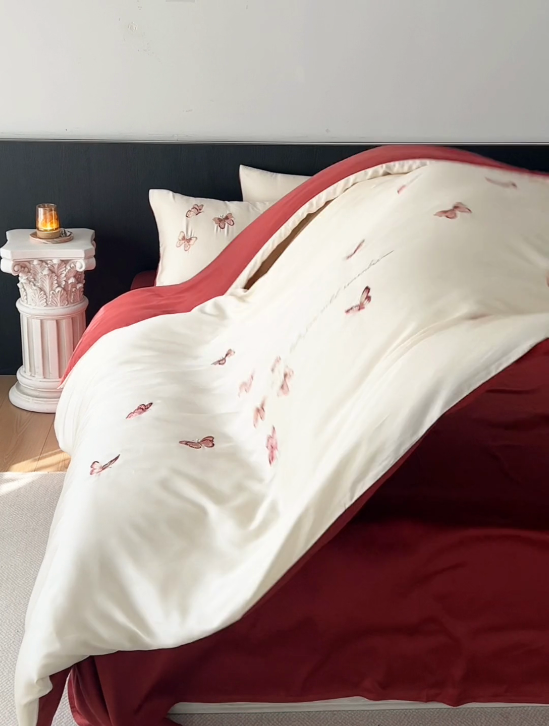 91家纺网 家纺一手货源 找家纺 风向标家纺 奥地利进口兰精天丝绣花四件套-红色系列 绮梦红蝶