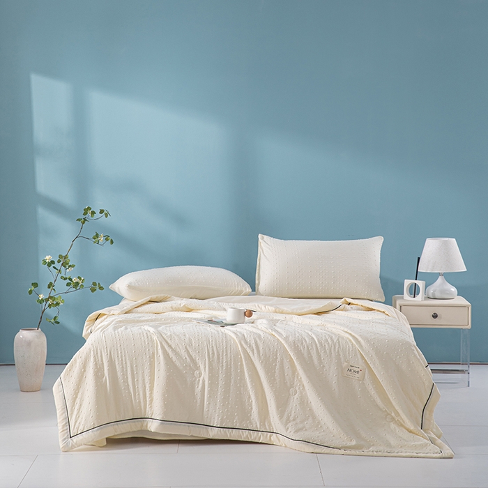 91家纺网 家纺一手货源 找家纺 （总）吾诺 2025 凉豆豆针织棉双层纱夏被四件套水洗棉夏凉被空调被