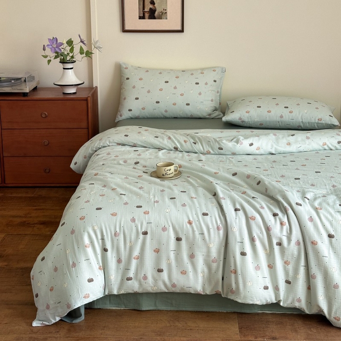 91家纺网 家纺一手货源 找家纺 亿梵家居 2025新款A类母婴级有氧全棉纯棉双层纱纯棉印花四件套-床拍图 南语-绿