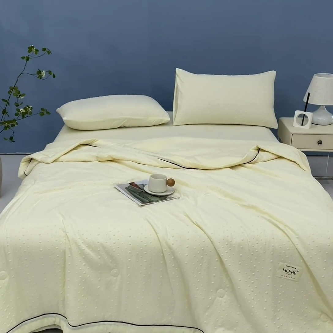 91家纺网 家纺一手货源 找家纺 吾诺 2025 凉豆豆针织棉双层纱夏被四件套水洗棉夏凉被空调被 豆豆白