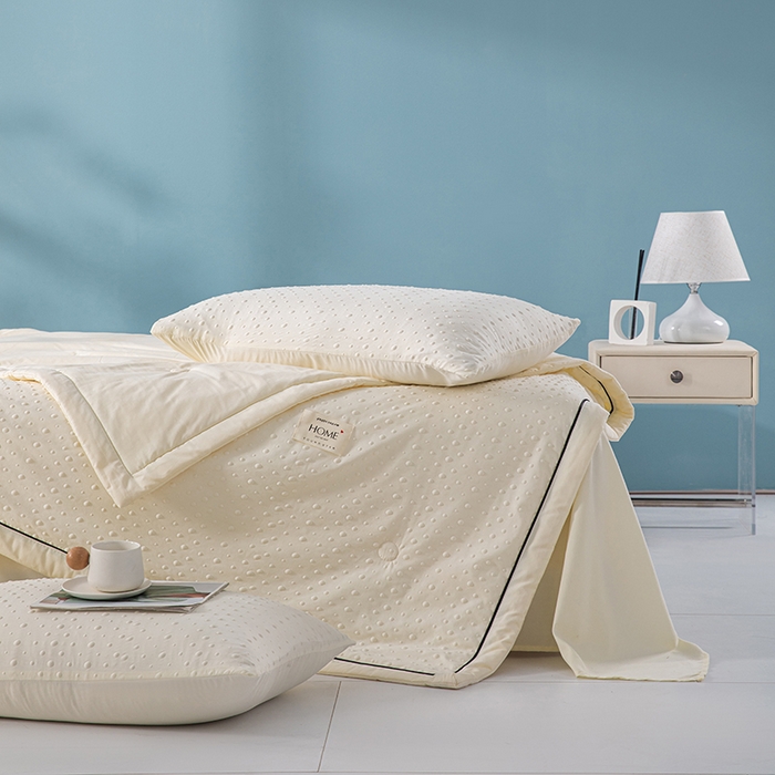 91家纺网 家纺一手货源 找家纺 （总）吾诺 2025 凉豆豆针织棉双层纱夏被四件套水洗棉夏凉被空调被