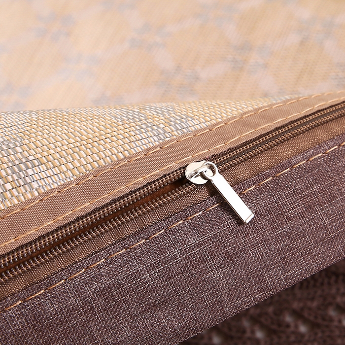 91家纺网 家纺一手货源 找家纺 小牛席业 2025新款A夏凉枕套系列 角标冰藤凉枕套（深咖）