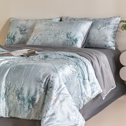 91家纺网 家纺一手货源 找家纺 （总）梦幻之城 2025新款水洗真丝数码印花简易款夏被四件套