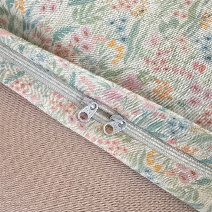 91家纺网 家纺一手货源 找家纺 亿梵家居 2025新款A类母婴级有氧全棉纯棉双层纱纯棉印花四件套-床拍图 蕾拉花园