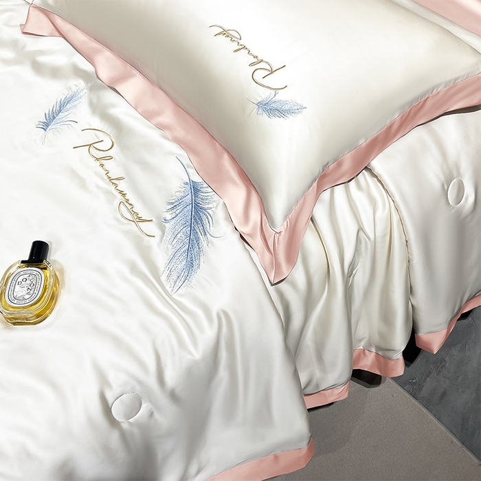 91家纺网 家纺一手货源 找家纺 如一 2025丝羽系列水洗冰丝夏被四件套 丝羽-奶白粉