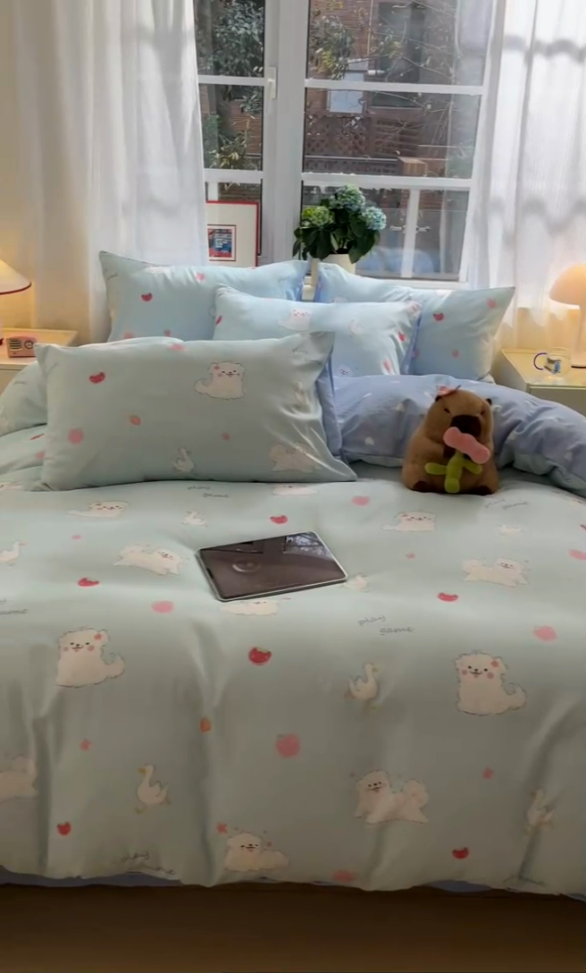 91家纺网 家纺一手货源 找家纺 盛秋家纺 2025新款水洗棉印花四件套-卡通系列 甜心猫+蓝爱心