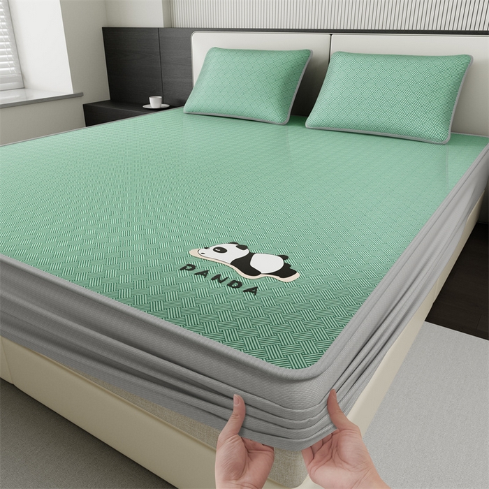 91家纺网 家纺一手货源 找家纺 鑫姿 2025新款5A抗菌A类冰丝凉席-饼干花熊猫款 床笠-熊猫-绿色
