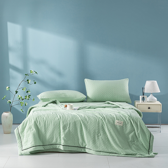 91家纺网 家纺一手货源 找家纺 吾诺 2025 凉豆豆针织棉双层纱夏被四件套水洗棉夏凉被空调被 豆豆绿